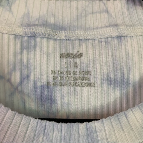NWT Aerie Blue and White Tie-Dye Cropped Tank Top, size L - Picture 2 of 7